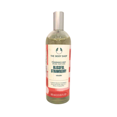 Body mist bottle: The Body Shop Blissful Strawberry, 100 ml