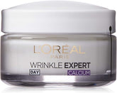 Anti-wrinkle day cream jar with Wrinkle Expert Day and Calcium label