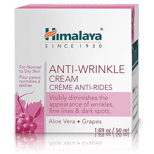 Anti-wrinkle cream box in pink and white with aloe vera and grapes label
