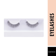 3D studio effect false eyelashes in a half-lash pair, dark black fibers