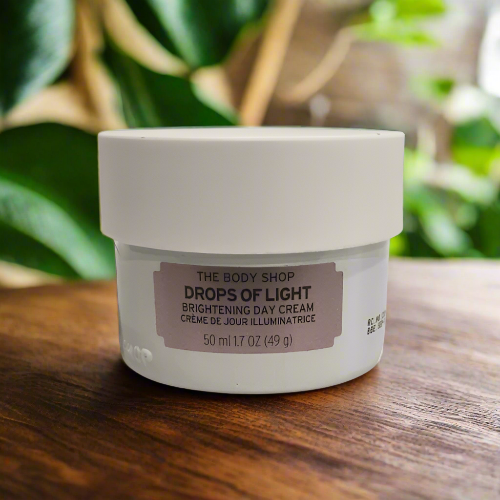 The Body Shop - Drops Of Light Brightening Day Cream 50ml