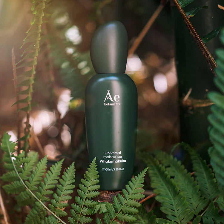 Ae Botanicals Universal Moisturiser 100ml green bottle with embossed Ae logo